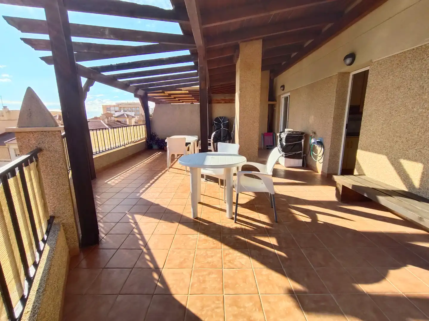 Terrasse von Dachboden zum Verkauf in Torrenueva Costa mit Terrasse, Möbliert und Waschmaschine