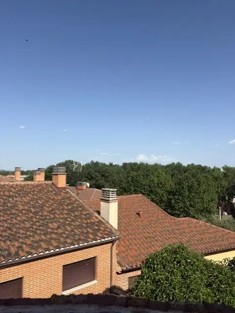 Vista exterior de Casa adosada en venta en Simancas con Calefacción, Jardín privado y Terraza