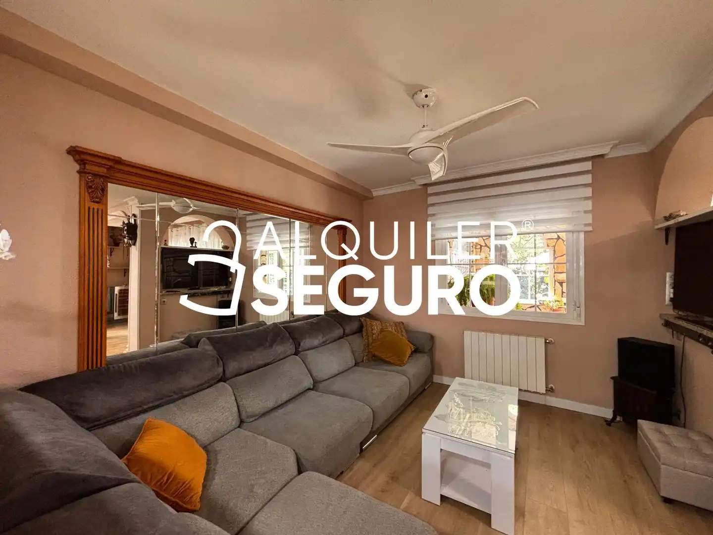 Sala d'estar de Casa o xalet de lloguer en Rivas-Vaciamadrid amb Aire condicionat, Calefacció i Terrassa