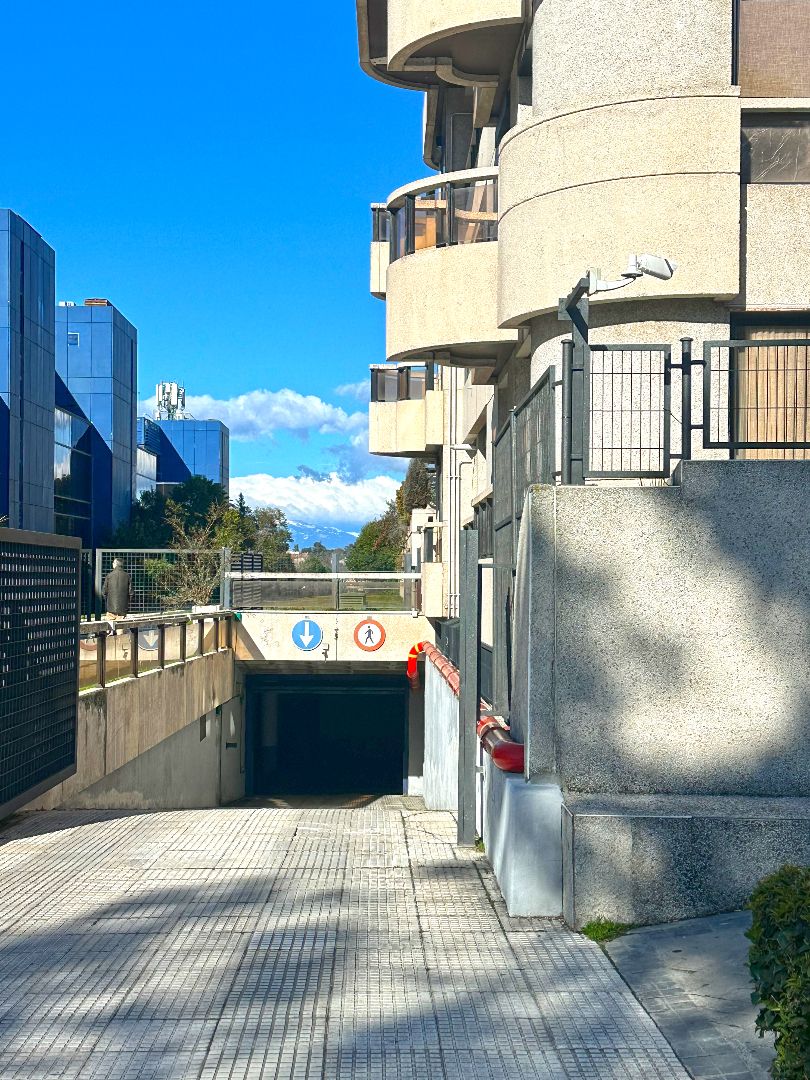 Vista exterior de Garaje en venta en  Madrid Capital