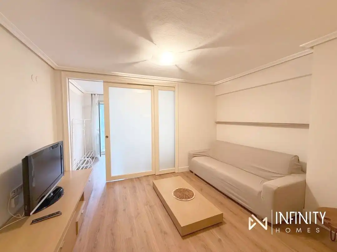 Sala de estar de Piso en venta en Bilbao  con Calefacción, Terraza y Balcón