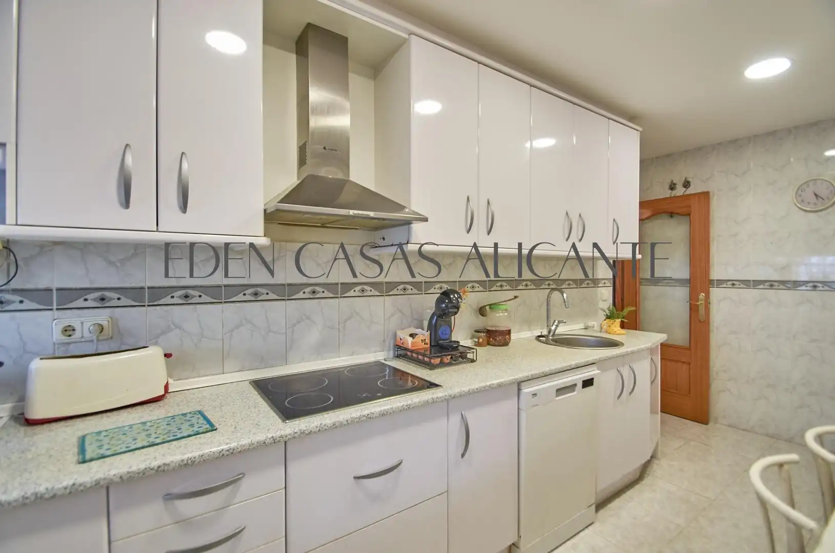 Cocina de Casa o chalet en venta en Mutxamel con Aire acondicionado, Jardín privado y Terraza