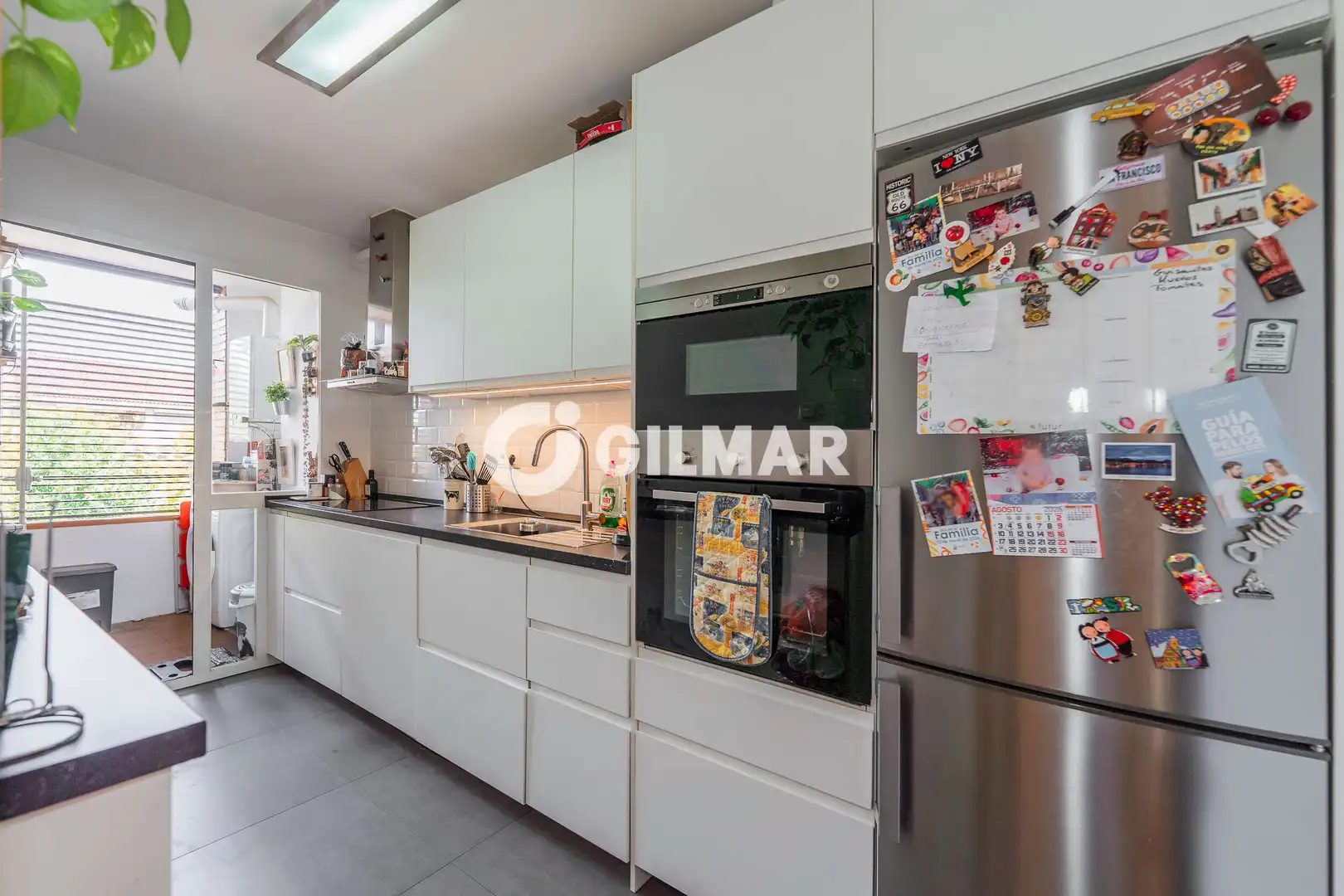 Kitchen of Flat for sale in Pozuelo de Alarcón  with Heating, Private garden and Swimming Pool