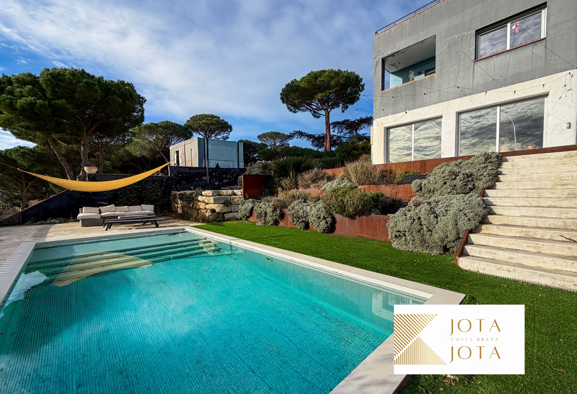 Piscina de Casa o xalet en venda en Tordera amb Aire condicionat, Calefacció i Jardí privat