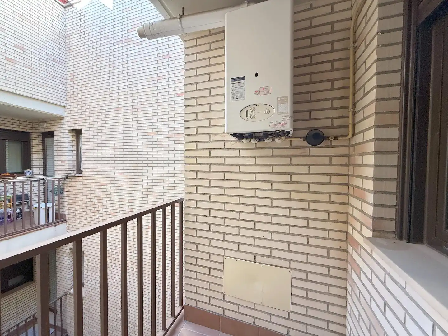 Terrasse von Dachboden zum Verkauf in Zaragoza mit Heizung, Parkett und Terrasse