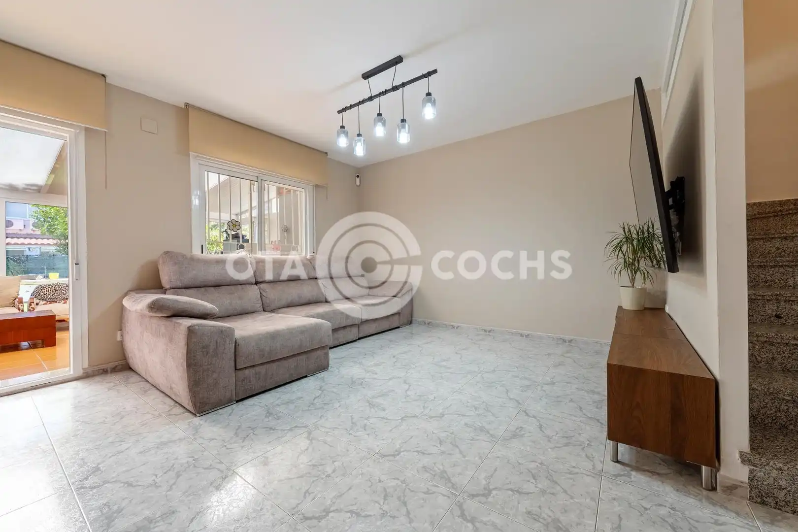 Sala de estar de Casa adosada en venta en Reus con Aire acondicionado, Calefacción y Jardín privado