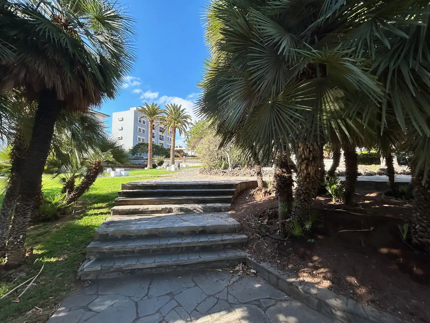 Vista exterior de Local en venta en Santa Cruz de Tenerife