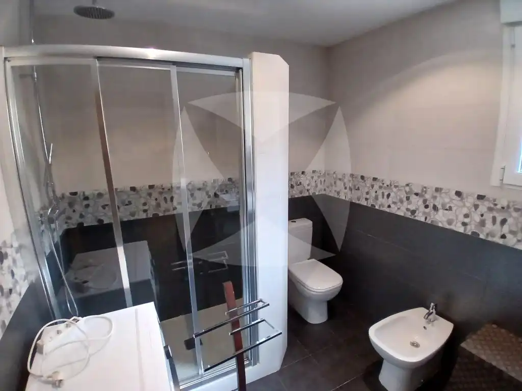 Baño de Casa o chalet en venta en Badajoz con Aire acondicionado, Horno y Microondas