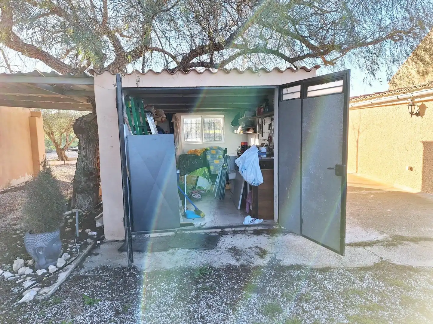 Aparcament de Casa o xalet en venda en Caudete amb Aire condicionat, Terrassa i Piscina