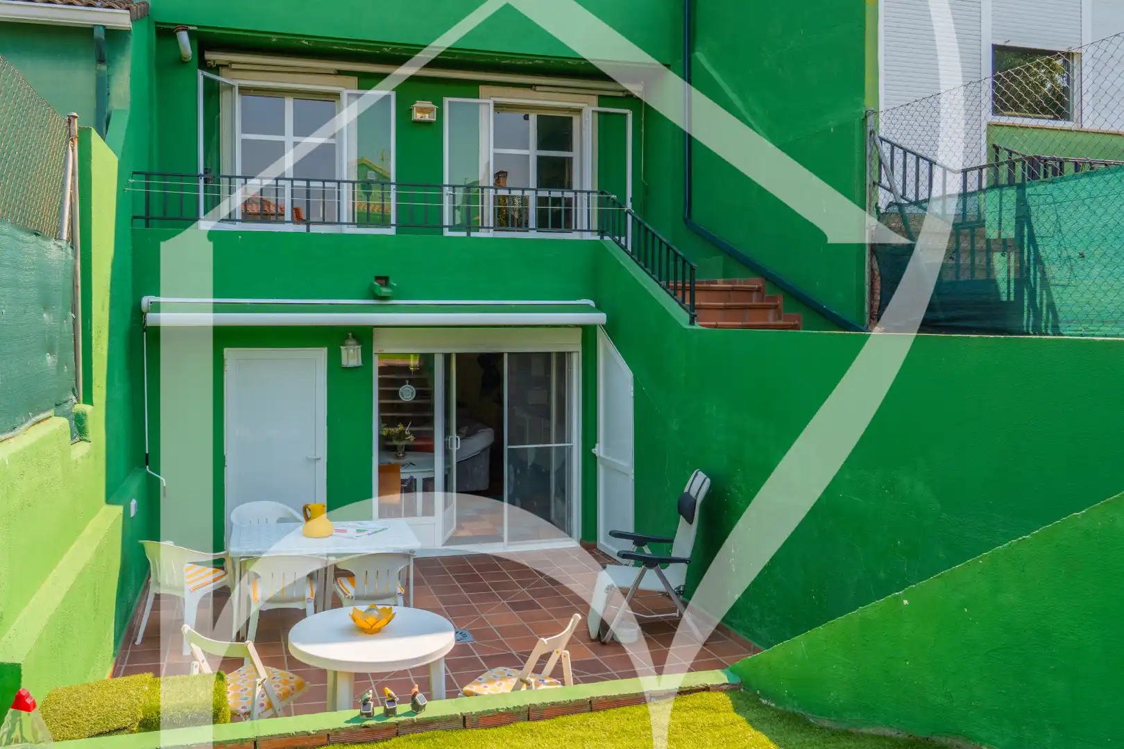 Exterior view of Detached homes for sale in Carrascal de Barregas  with Heating, Private garden and Community pool