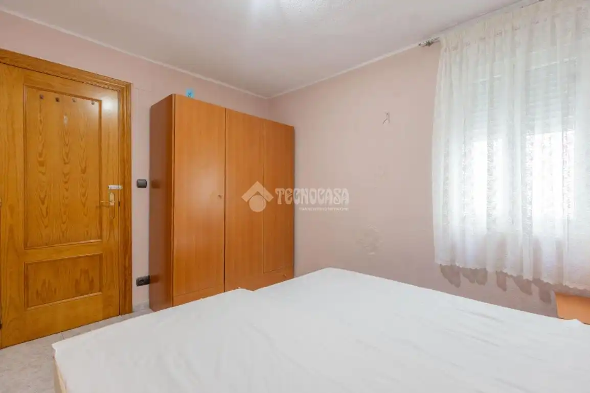 Schlafzimmer von Wohnung zur Miete in Garrido