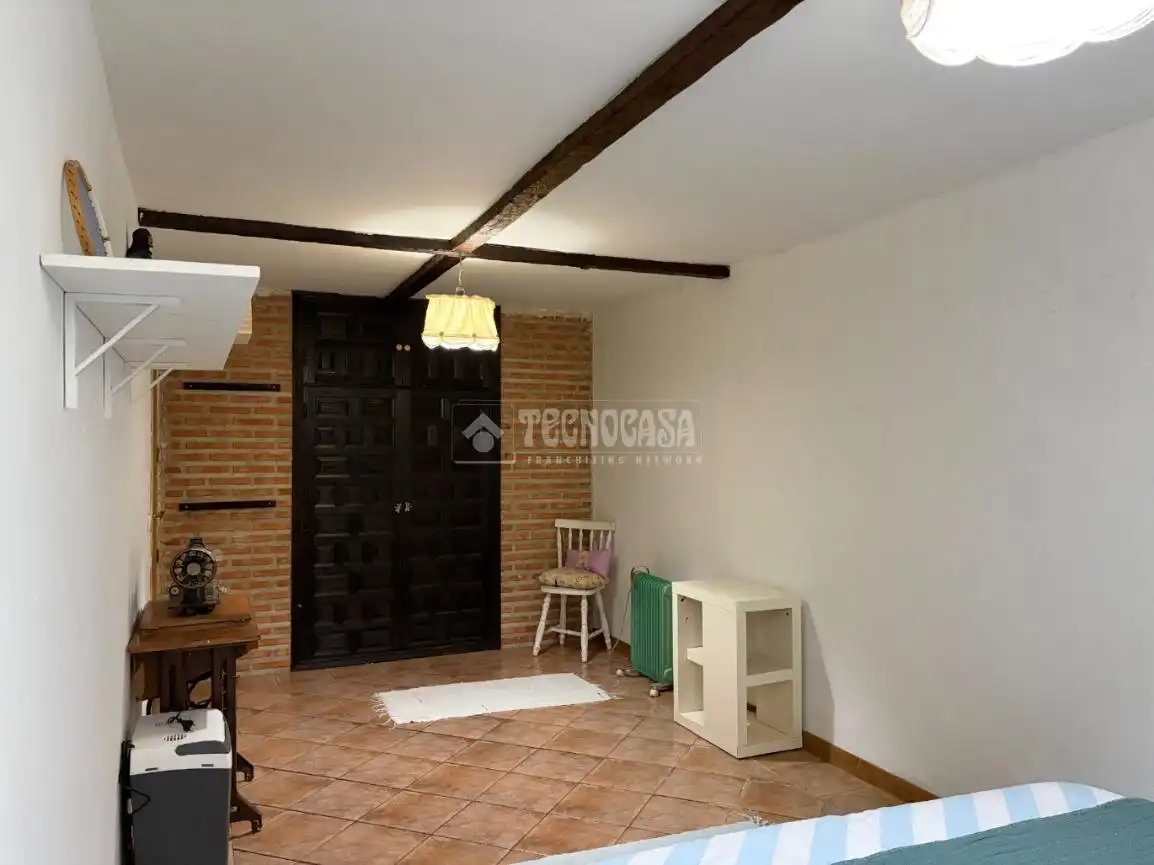 Houses for sale in Valdetorres de Jarama  with Heating, Private garden and Swimming Pool