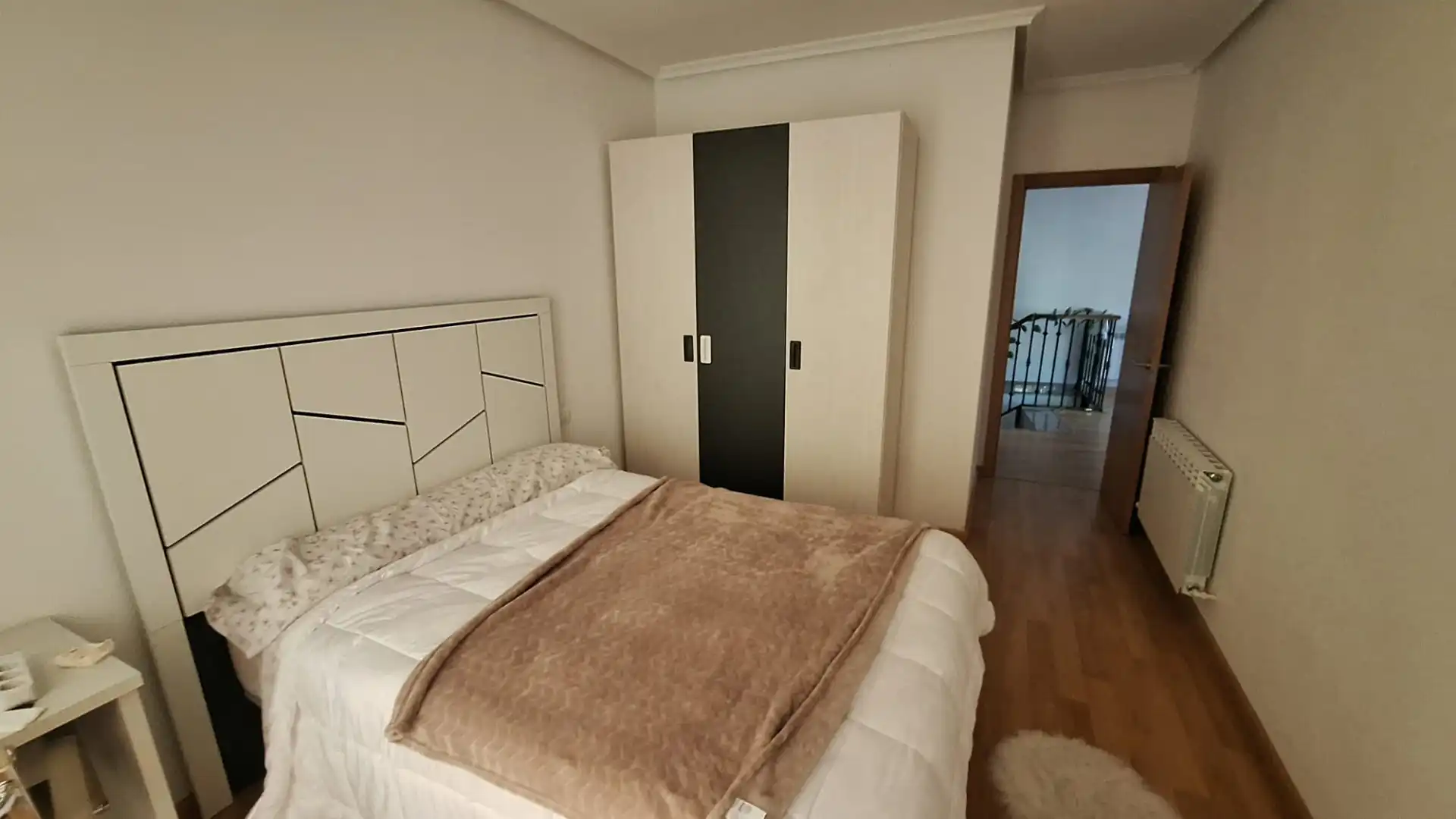 Bedroom of Detached homes for sale in Mucientes  with Heating, Parquet flooring and Furnished