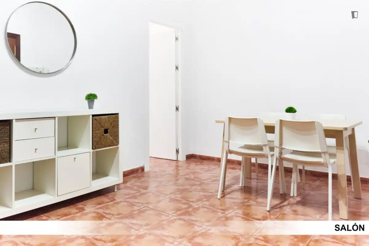 Menjador de Apartament per a compartir en Alcalá de Guadaira amb Aire condicionat, Calefacció i Moblat