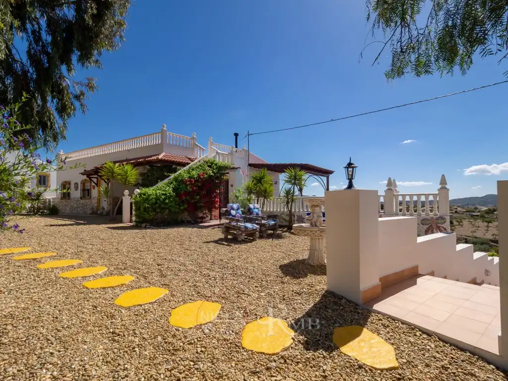 Finca rústica en venta en Albox