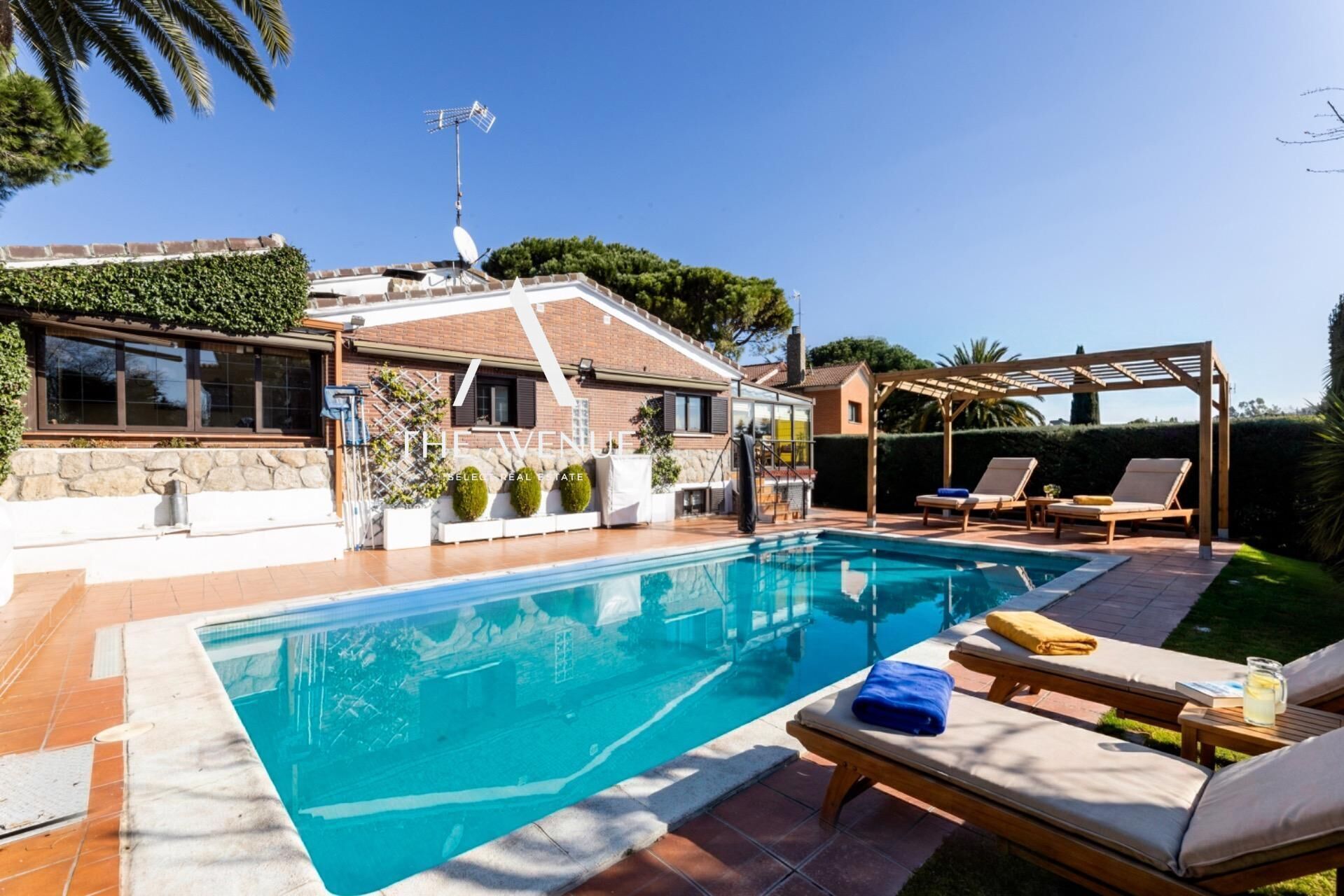 Jardí de Casa o xalet en venda en Boadilla del Monte amb Aire condicionat, Calefacció i Jardí privat