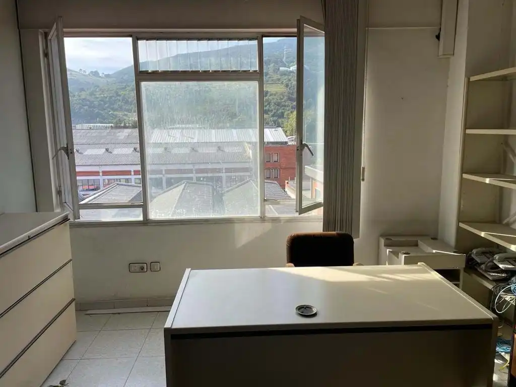 Office for rent in Valle de Trápaga-Trapagaran  with Air Conditioner