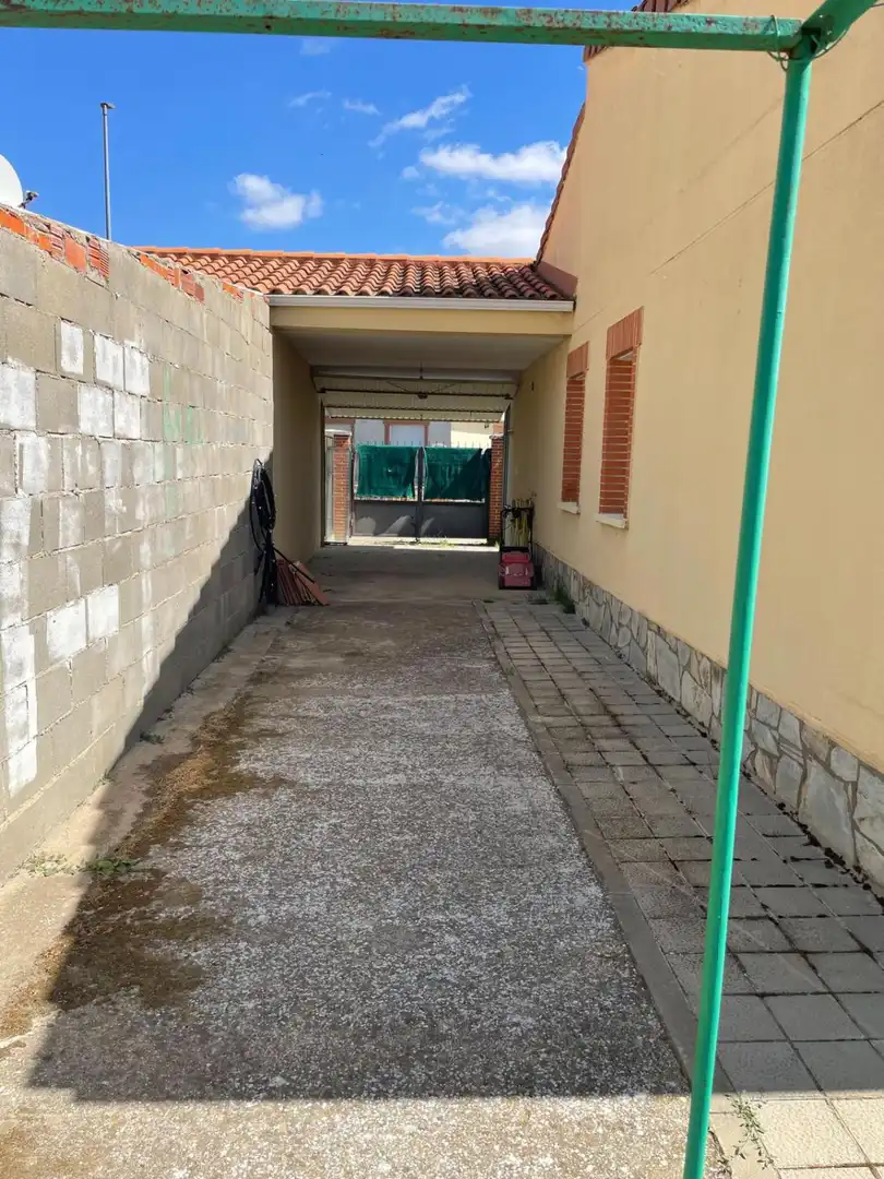 Parking de Casa o chalet en venta en San Miguel del Pino con Calefacción