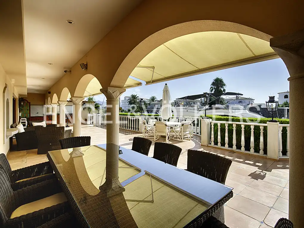 Chalet con piscina en venta en Carrer Salins 2ª Línea, imagen 9