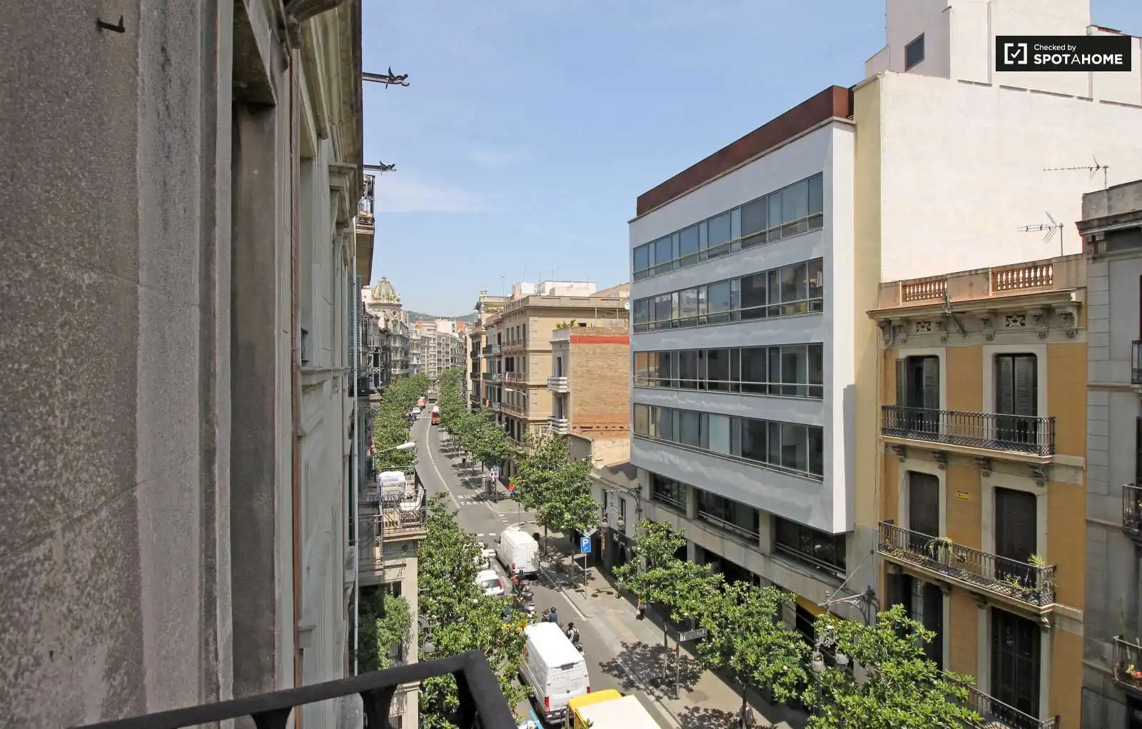 Vista exterior de Piso para compartir en Gràcia