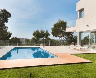 Piscina de Finca rústica de lloguer en Chiva amb Aire condicionat, Calefacció i Jardí privat