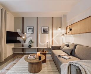 Sala d'estar de Apartament de lloguer en  Barcelona Capital amb Aire condicionat, Calefacció i Moblat