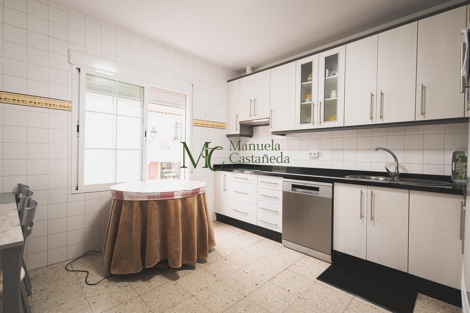 Kitchen of Building for sale in La Zarza (Badajoz)