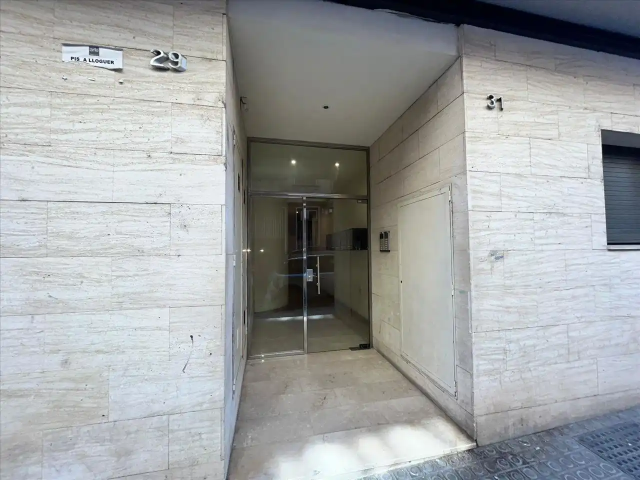 Garage for sale in Manresa