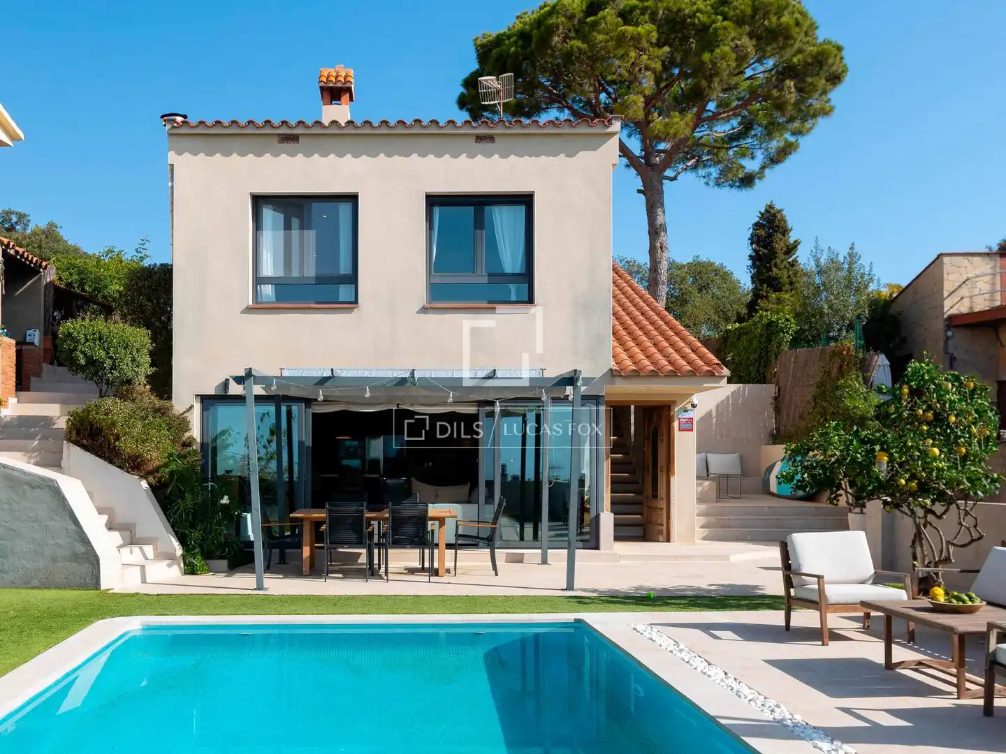 Detached house with pool for sale in Alella, imagen 3