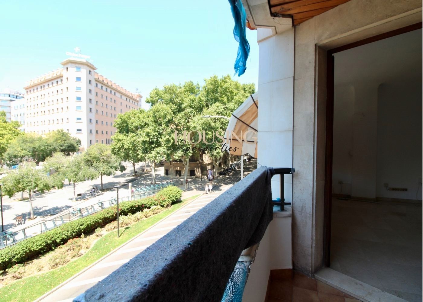 Dormitori de Pis de lloguer en  Palma de Mallorca amb Aire condicionat i Terrassa