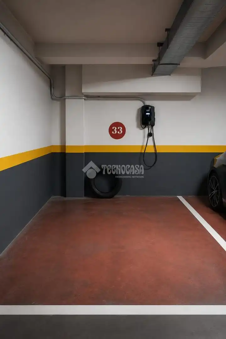 Parking de Ático en venta en Parla con Aire acondicionado, Calefacción y Terraza