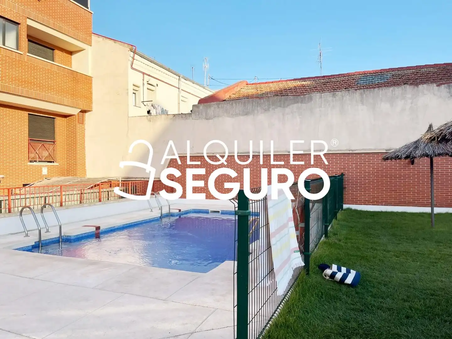 Piscina de Pis de lloguer en Madrid amb Aire condicionat, Calefacció i Piscina
