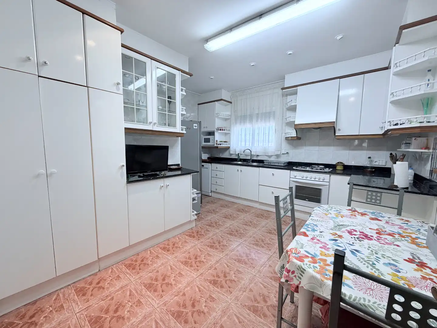 Kitchen of Houses for sale in Terrassa  with Air Conditioner, Heating and Private garden