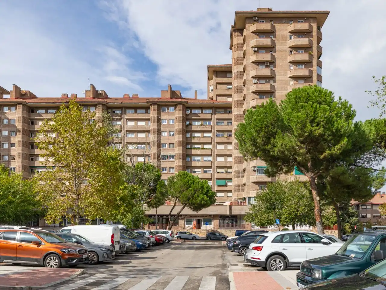 Flat for sale in Sector Islas, 16, Segunda Fase