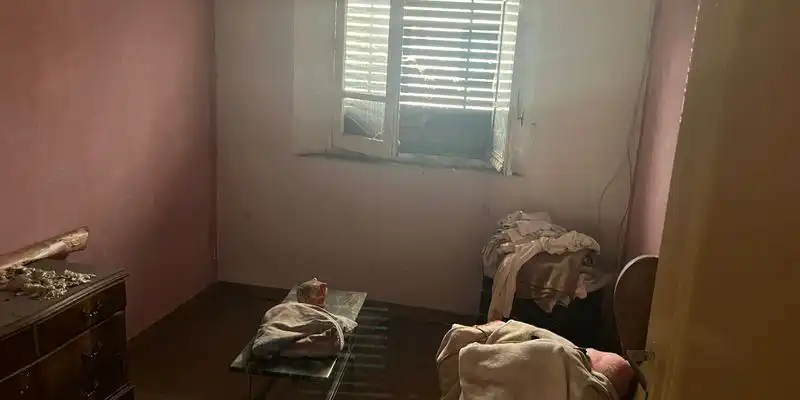 Dormitori de Casa o xalet en venda en La Robla  amb Jardí privat i Traster