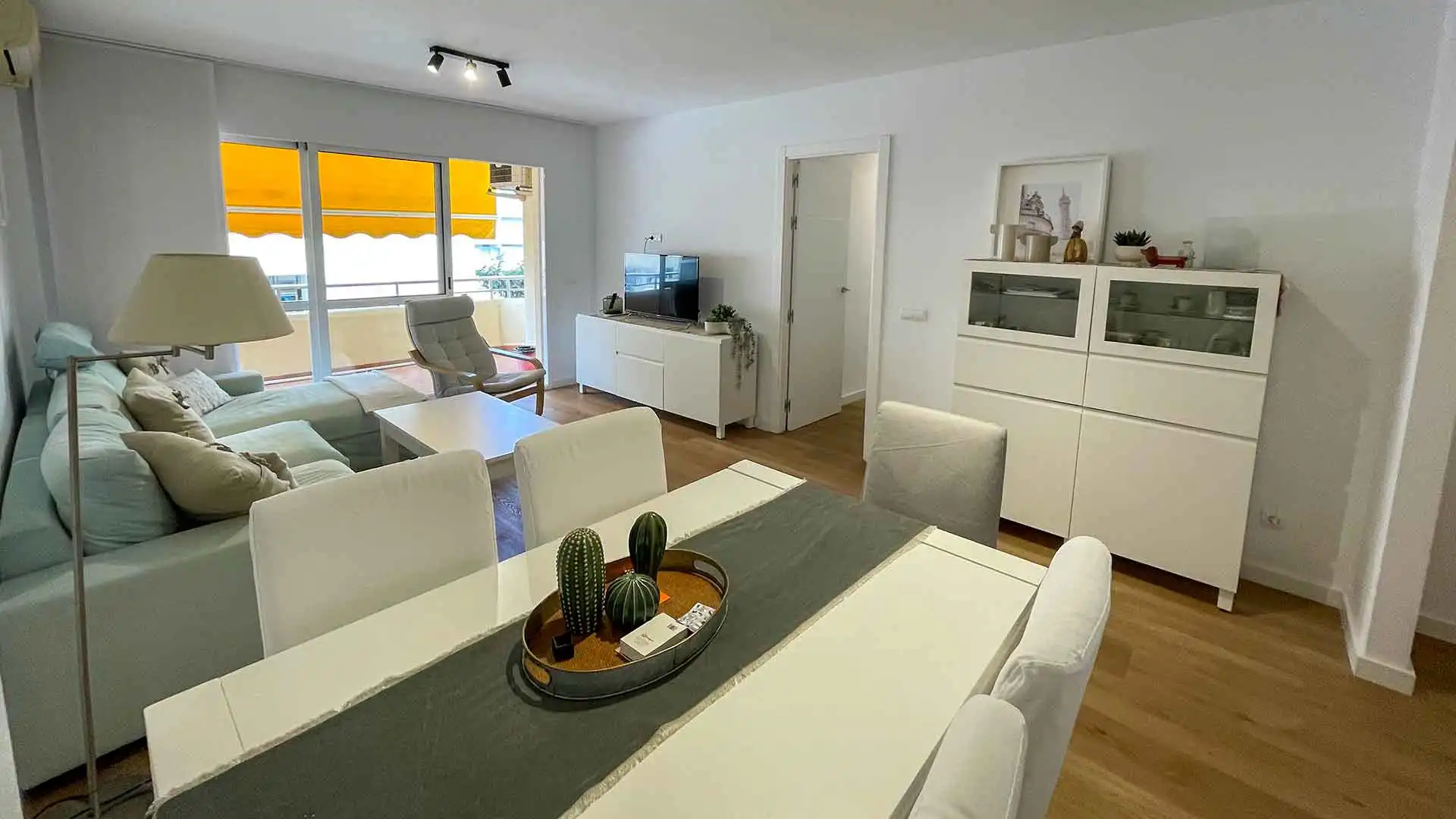 Living room of Apartments for rent in Marbella  with Air Conditioner, Terrace and Storage room