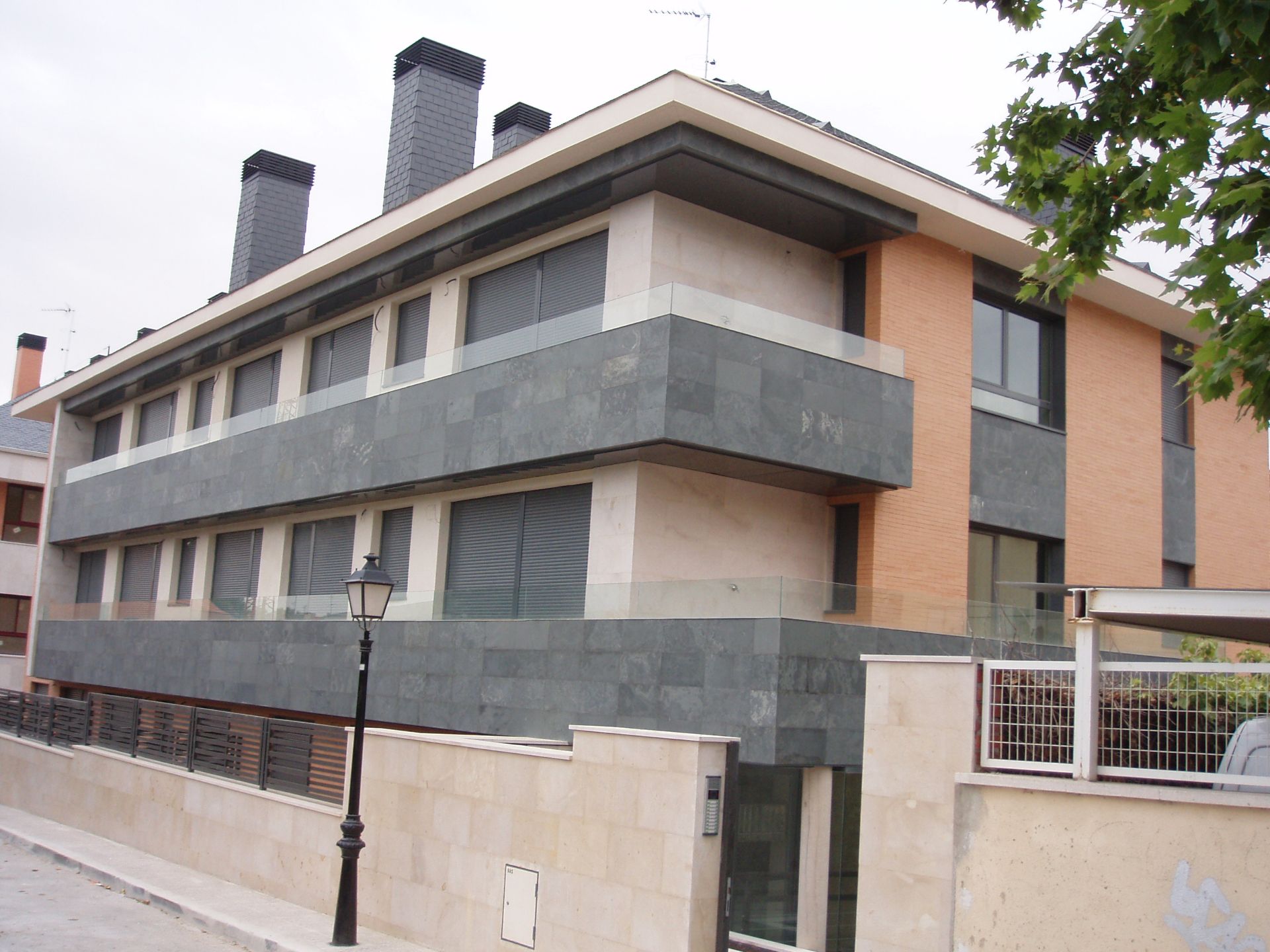 Exterior view of Duplex to rent in Torrelodones  with Heating, Oven and Washing machine