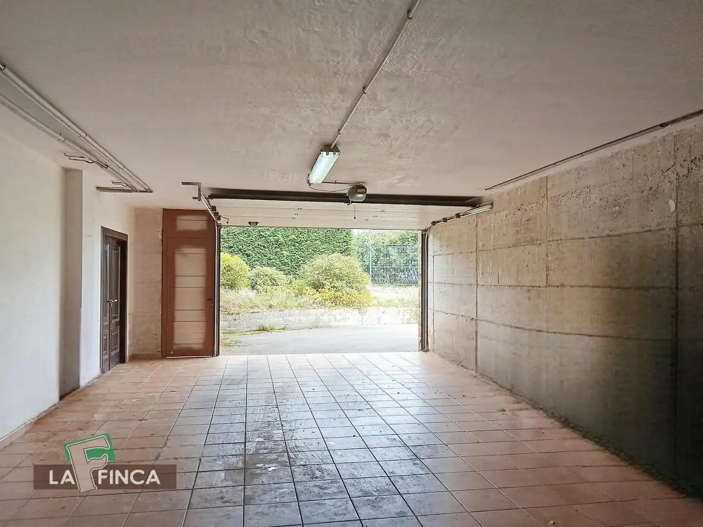Parking of Houses for sale in Gozón  with Heating, Parquet flooring and Terrace
