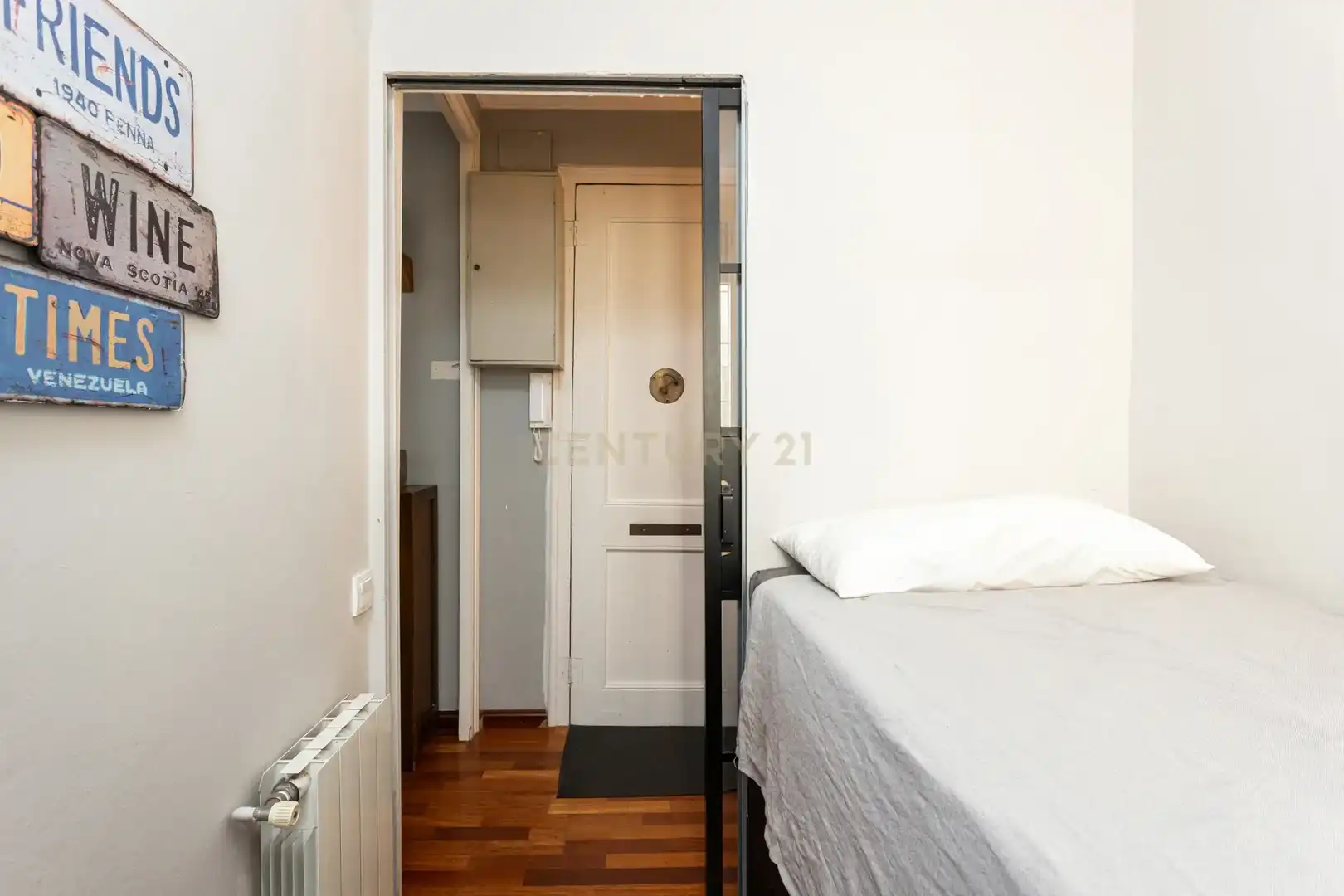 Flat for sale in Carrer d'Amigó, Barcelona, Spain, -1, Sant Gervasi- Galvany
