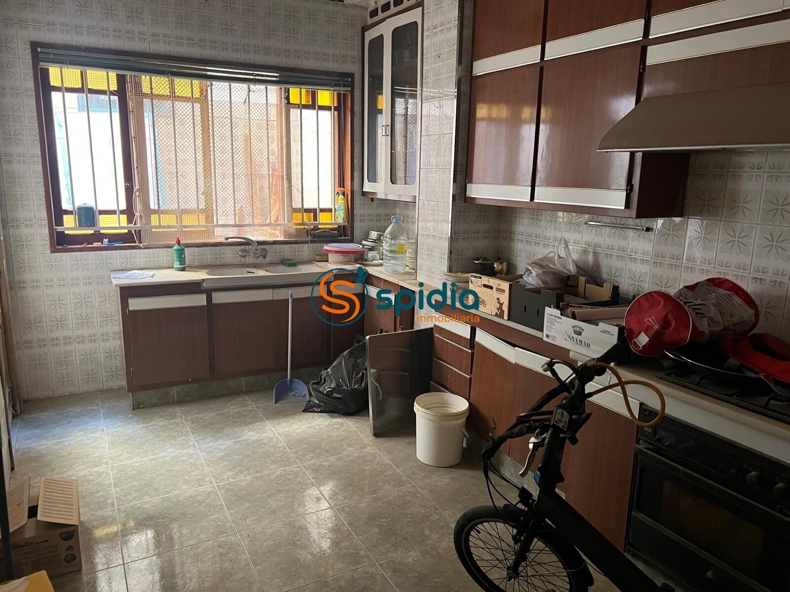 Cuina de Casa adosada en venda en Águilas amb Balcó