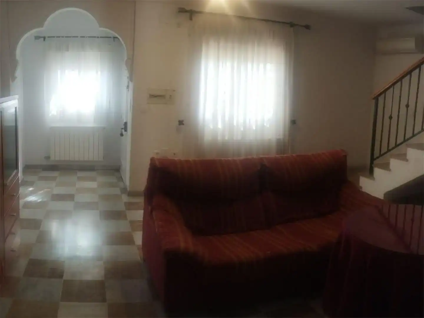 Sala de estar de Casa adosada en venta en Jun con Aire acondicionado y Balcón