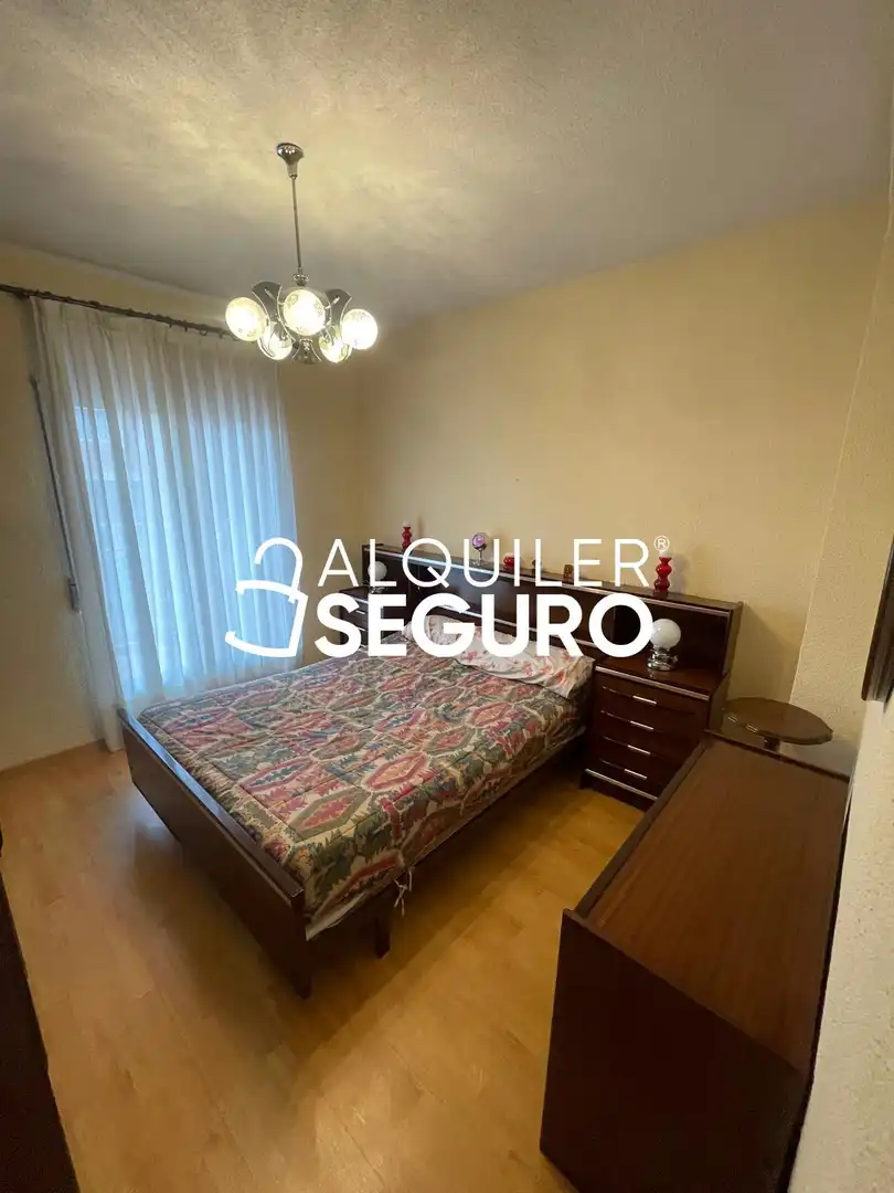 Bedroom of Flat for rent in Latina