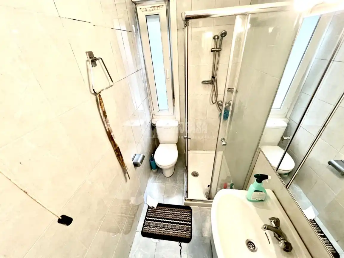 Baño de Piso en venta en Santander