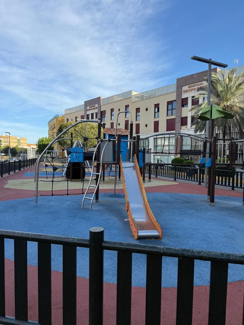 Vista exterior de Pis en venda en Alcalá de Guadaira amb Terrassa