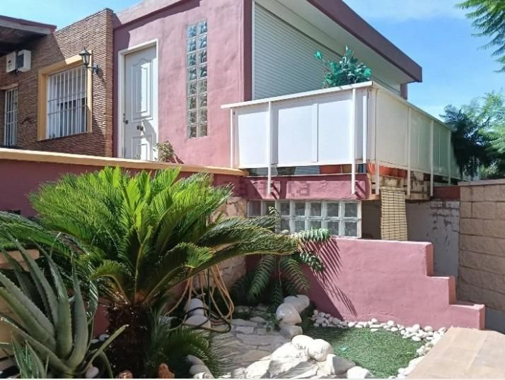 Vista exterior de Casa o xalet de lloguer en Alicante / Alacant amb Aire condicionat, Calefacció i Jardí privat