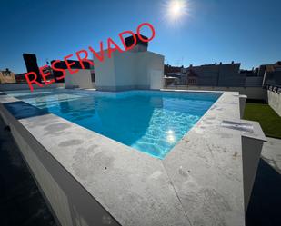 Swimming pool of Flat for sale in Rubí  with Air Conditioner, Heating and Private garden