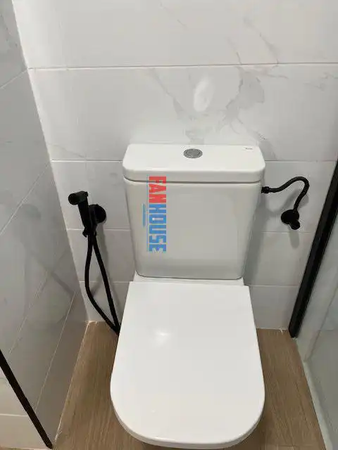 Baño de Piso en venta en Gijón  con Calefacción y Trastero