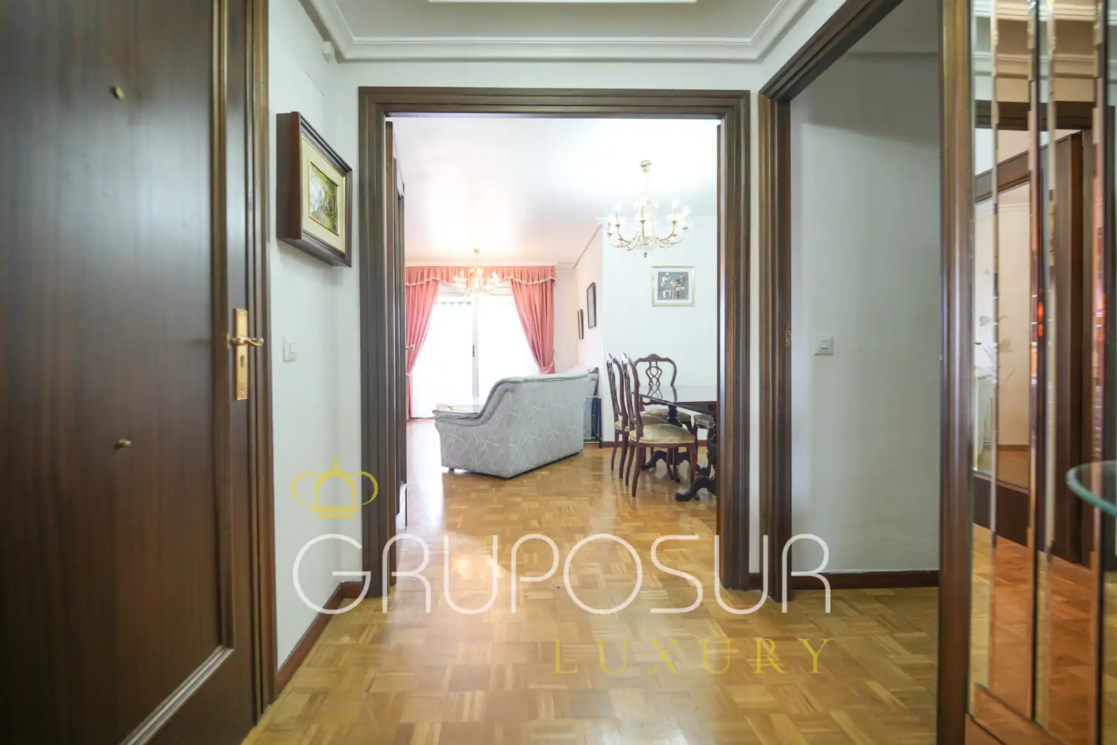 Wohnung zum Verkauf in Valladolid mit Heizung, Privatgarten und Parkett