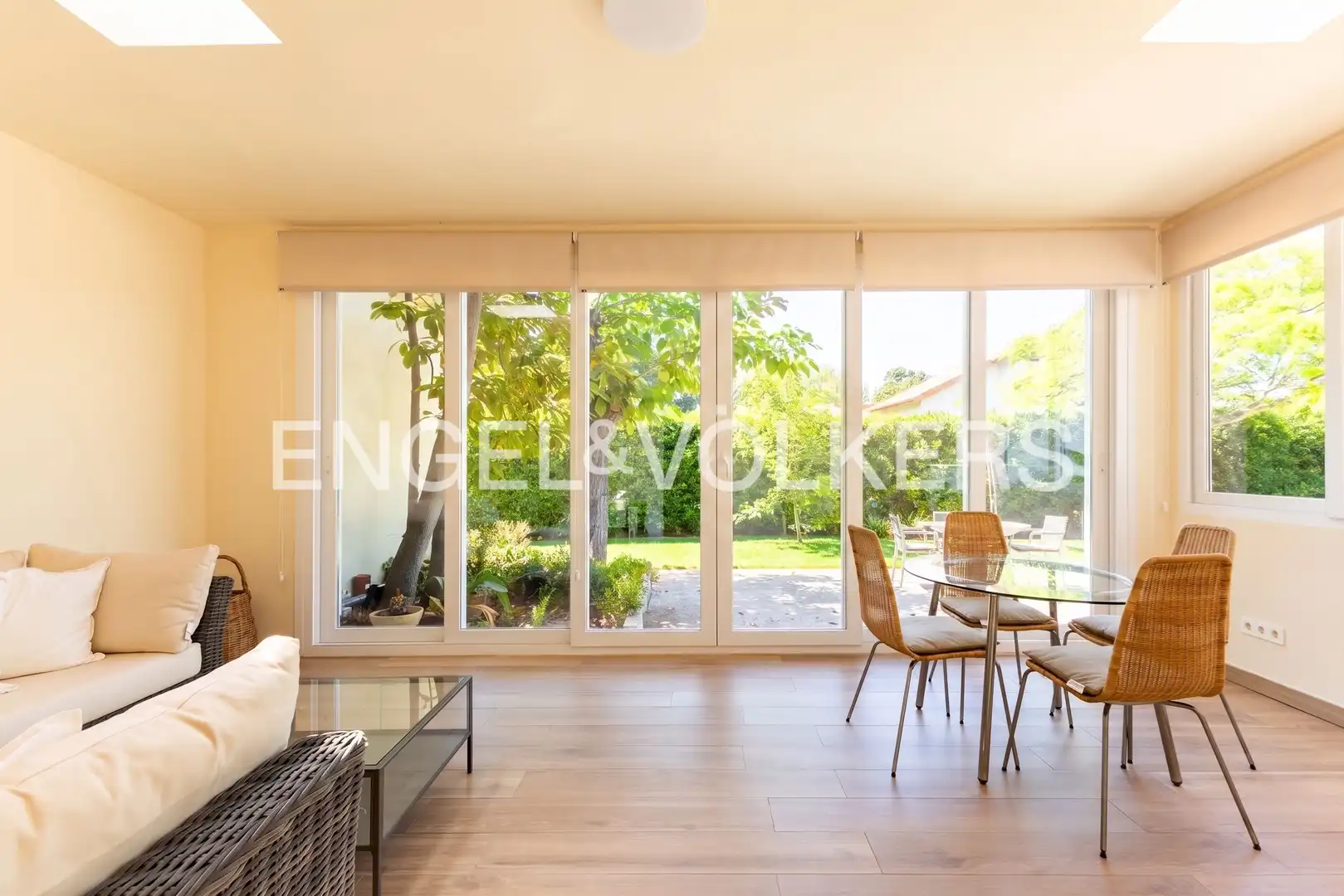 Terraza de Casa o chalet en venta en Castellón de la Plana / Castelló de la Plana con Aire acondicionado, Calefacción y Jardín privado