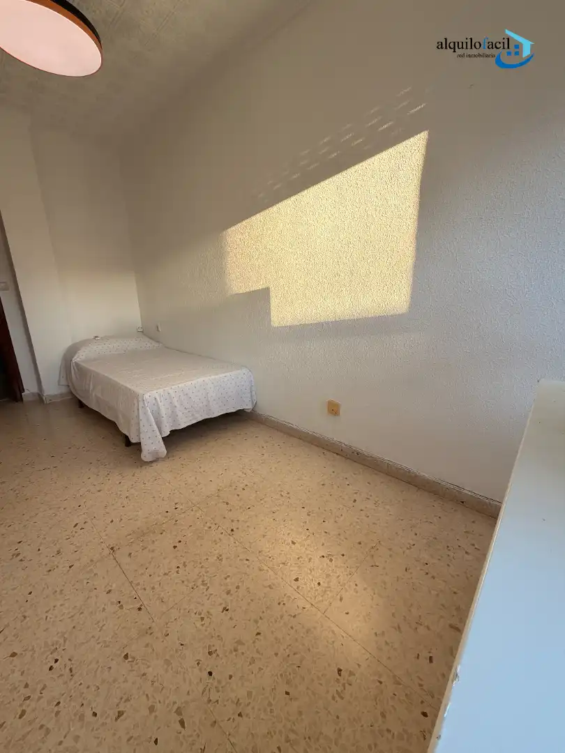 Appartamento con terrazza in affitto a Calle Covadonga 15, imagen 5